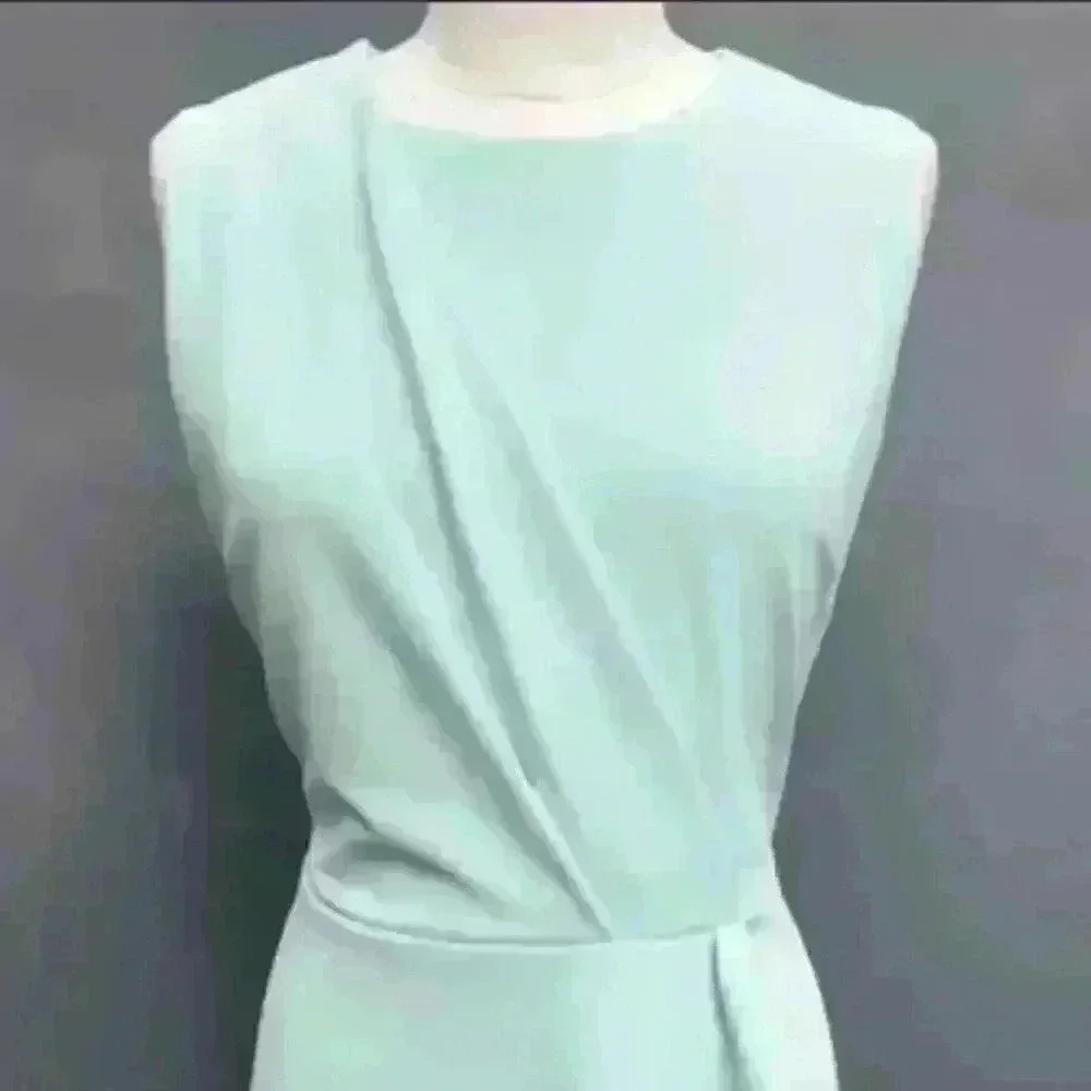 Calvin Klein Women's Sleeveless Mint Dress - Size 4